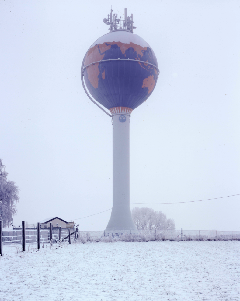 Watertoren Bierbeek in de sneeuw
