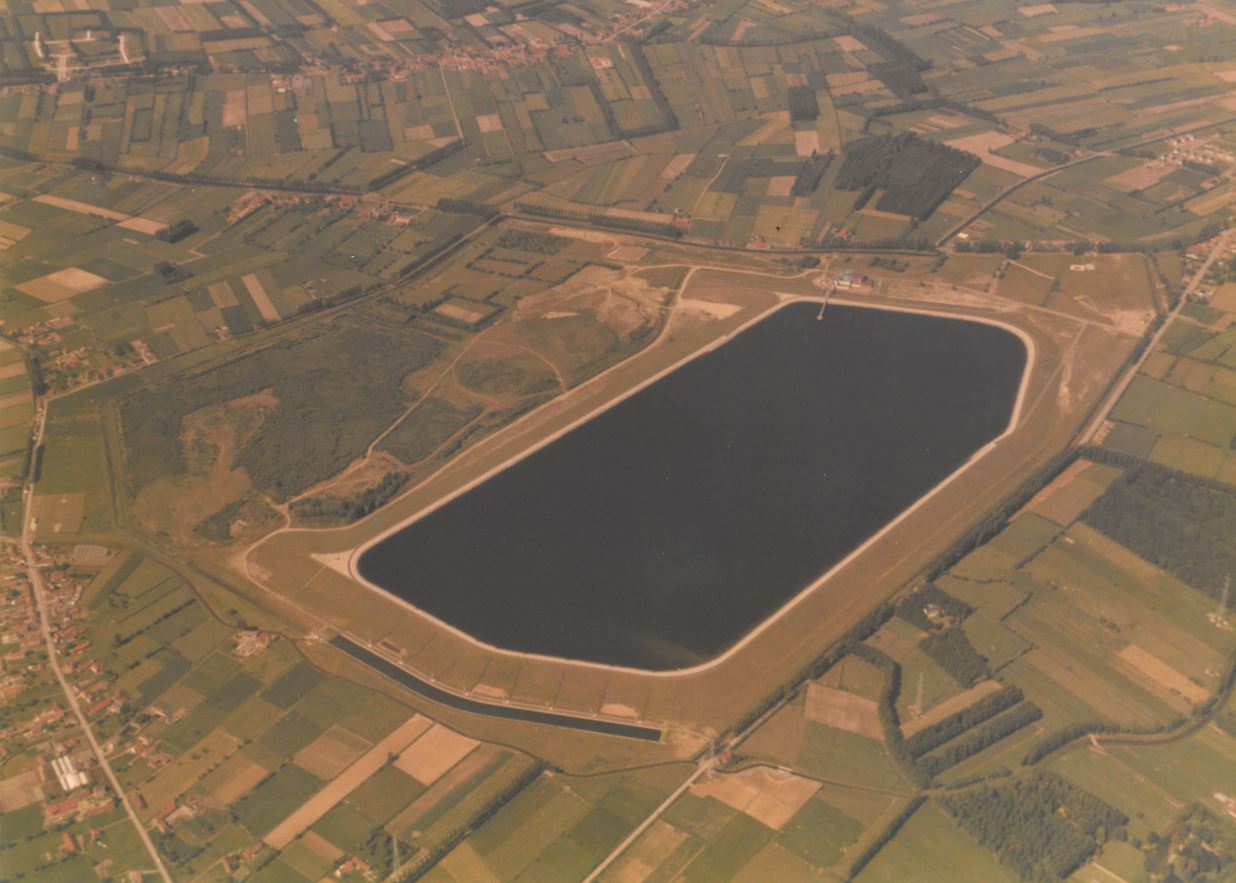 Kluizen: 1 spaarbekken in dienst