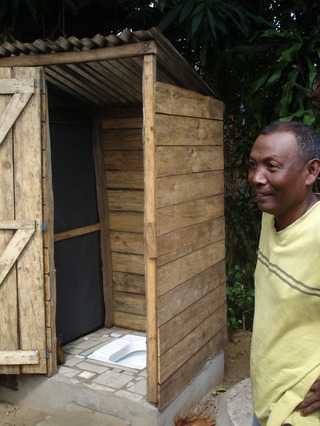 Latrine in Toamasina, Madagaskar